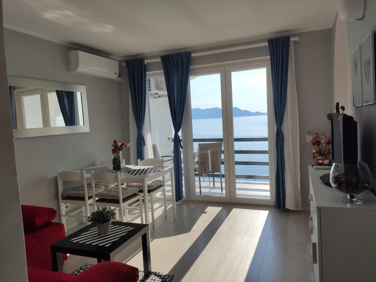 Panorama Apartment سفيتي يوراي المظهر الخارجي الصورة